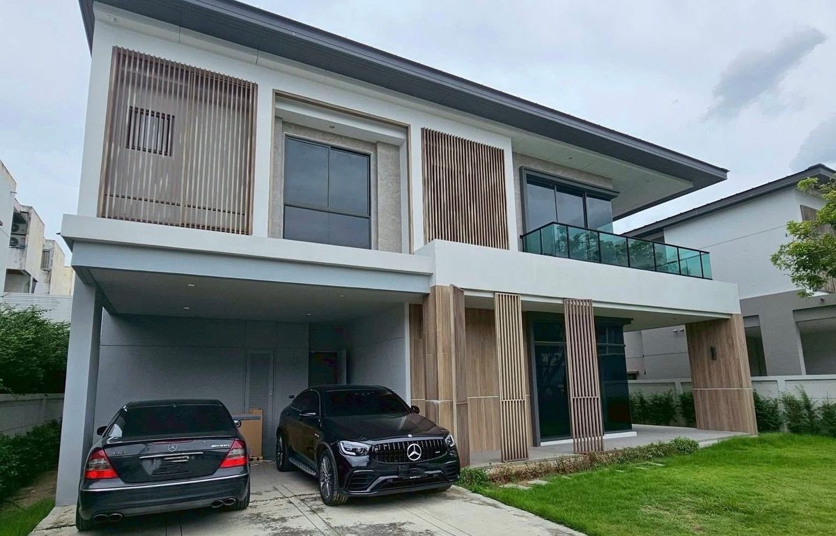 For RentHouseVipawadee, Don Mueang, Lak Si : Rent a luxury detached house, Bangkok Boulevard Don Mueang-Chaeng Watthana 5 bedrooms near Don Mueang Airport.