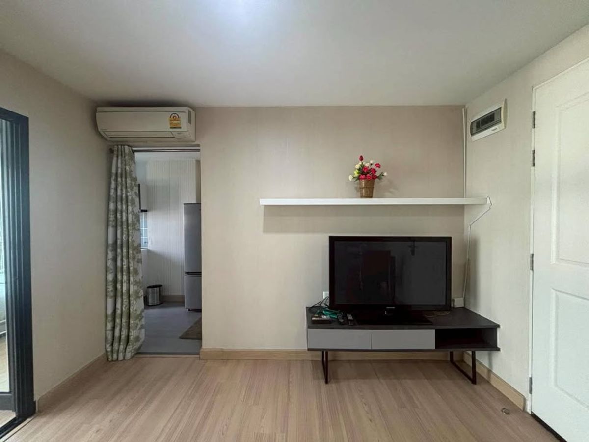 For RentCondoBangna, Bearing, Lasalle : 🔥 Rent The Niche Mono Bangna 🔥 📍 Near the Yellow Line Sri Iam Station 🚆 Travel to the city is extremely convenient.