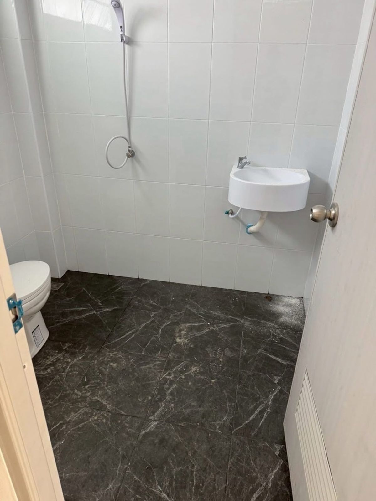 For RentWarehouseMin Buri, Romklao : Rent a warehouse/Nong Chok Factory available for use