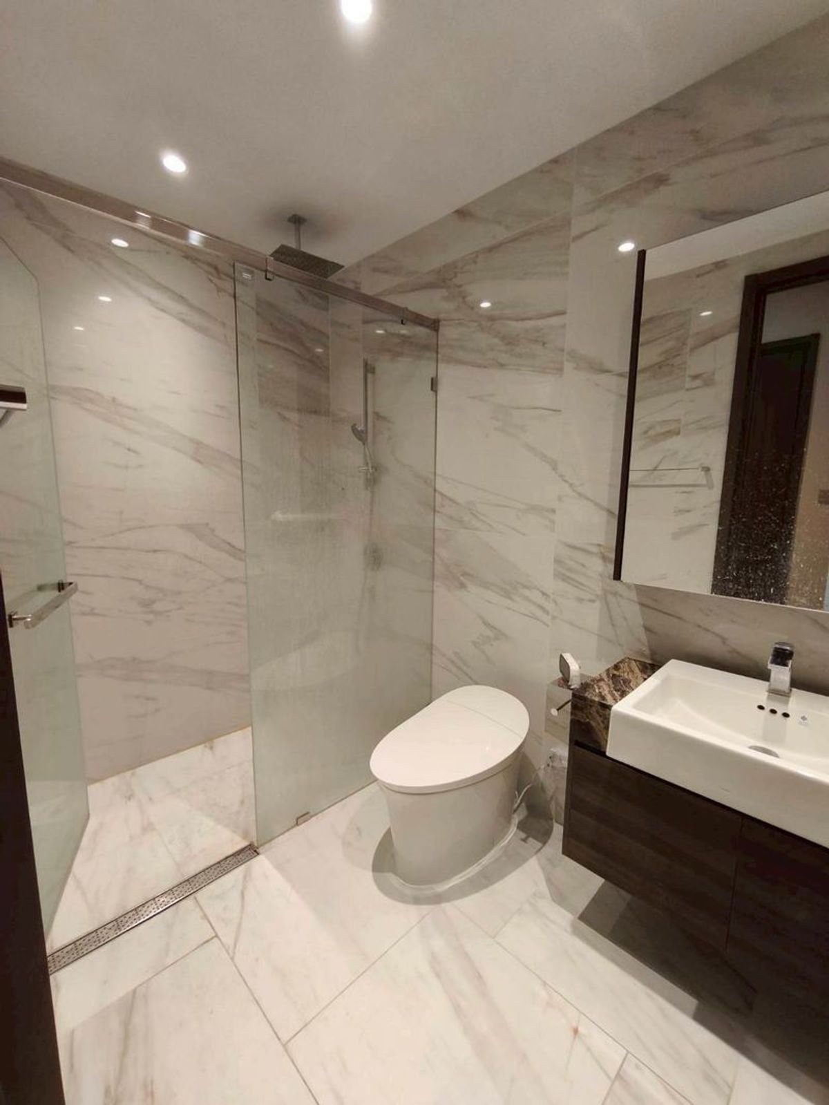 For RentCondoSathorn, Narathiwat : For Rent Supalai Icon Sathorn (New Room)  Unit 63/33