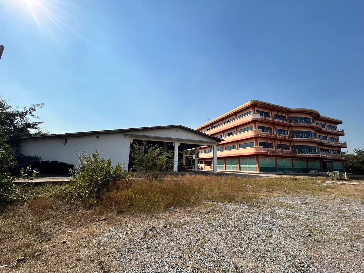 For SaleLandPathum Thani,Rangsit, Thammasat : Rare Opportunity: 16 Rai Office & Land, Pathum Thani, 20 Mins to City