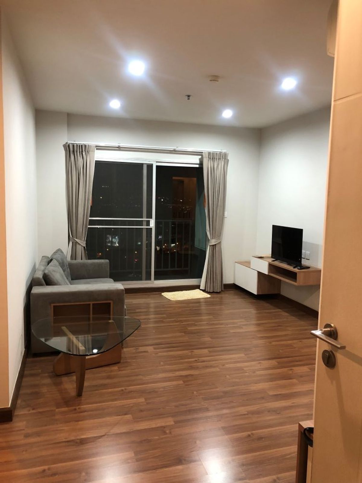 For SaleCondoRattanathibet, Sanambinna : Selling and renting Condo Condo, SEVENTITION, 20th floor, good location, convenient transportation, near MRT, Purple Line, Tiwanon Intersection