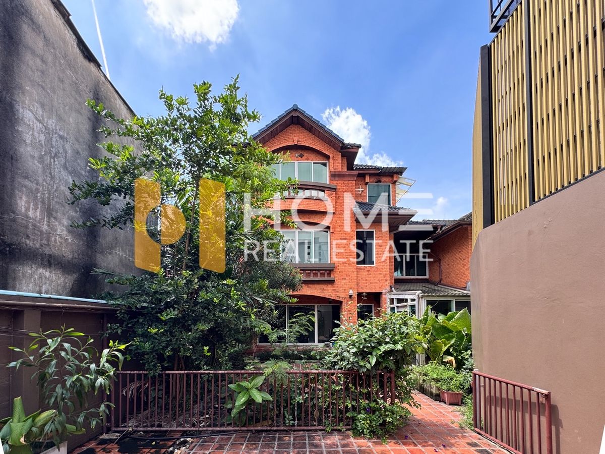 For SaleLandSukhumvit, Asoke, Thonglor : Land 122 sq.m.