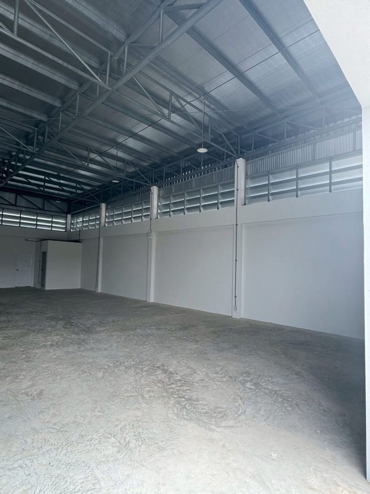 For RentWarehouseMin Buri, Romklao : Rent a warehouse/Nong Chok Factory available for use