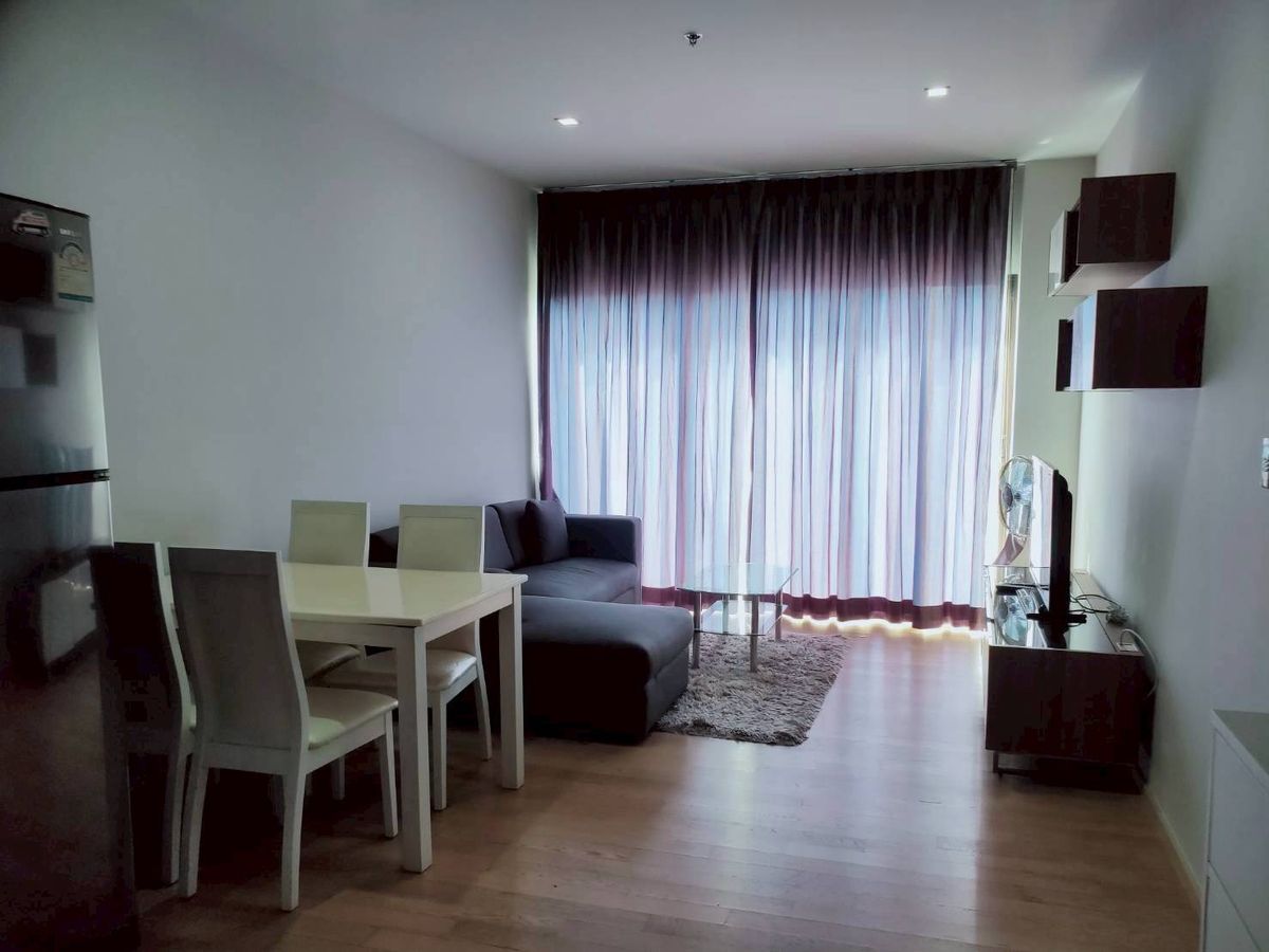 For RentCondoSukhumvit, Asoke, Thonglor : (For Rent)  1 Bed 1 Bath 49  Sqm. Fully furnished, Unblocked View. (BTS Phrom Phong)