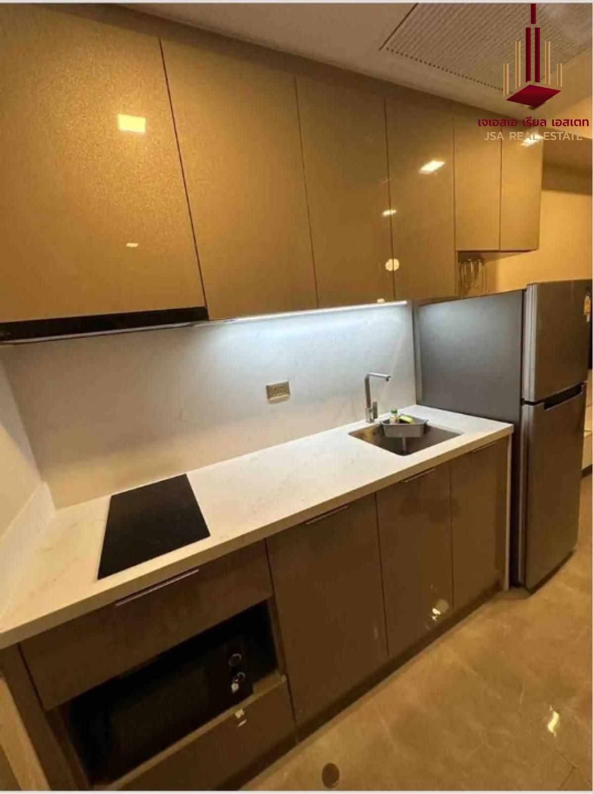 For SaleCondoRama9, Petchburi, RCA : ✨ For Sale: One9five Asoke - Rama 9 Condo ✨ 💰 ONLY 3,590,000 THB