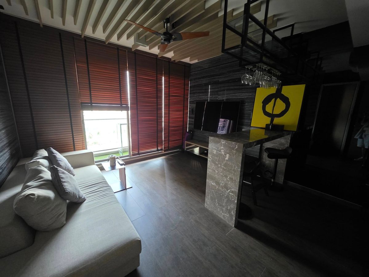 ให้เช่าคอนโดสุขุมวิท อโศก ทองหล่อ : 🏙️ ให้เช่า The Loft Ekamai – ห้องตกแต่งหรู สไตล์ Italy