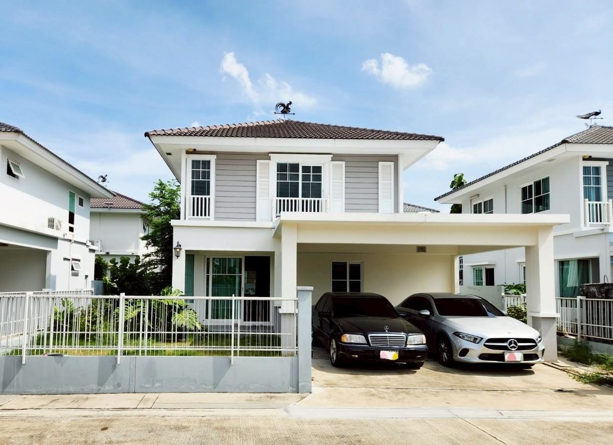 For SaleHousePhutthamonthon, Salaya : Large single house for sale, 3 bedrooms, 3 bathrooms, Villa Jibolla-Pinklao University-Salaya The house is very good. Quality project from L & Amp; H only sells 4.95 million