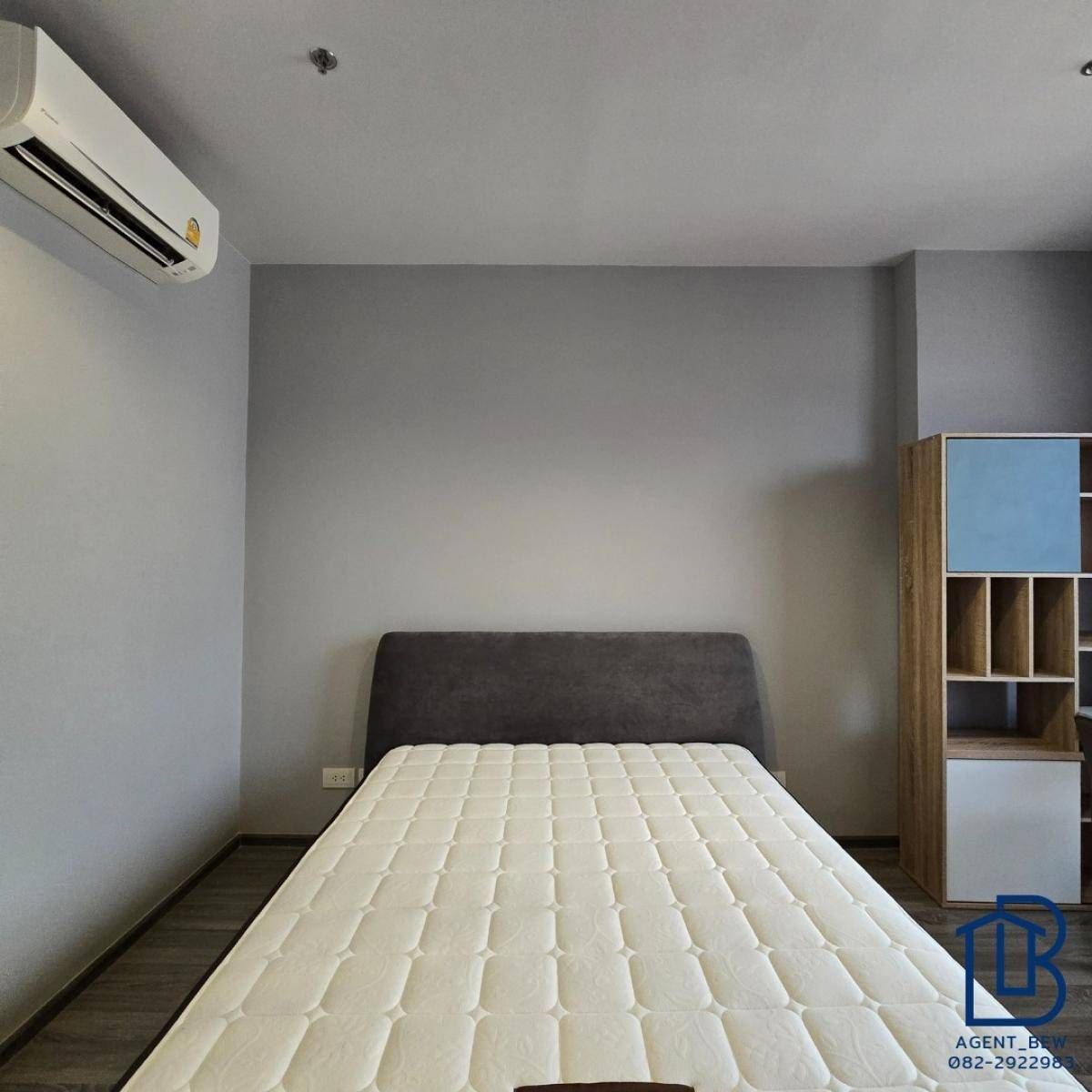 For RentCondoRatchathewi,Phayathai : ✅️ Free 20 October 2025 ️ ID Omobi Rang Nam Studio 16,500 baht per month