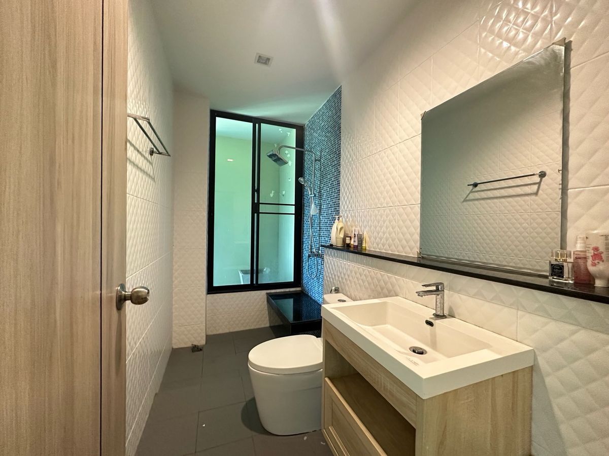 For SaleFactoryCha-am Phetchaburi : Ban Nok Nang Bank Business Ban Bang Tabun Bird Farming Center, Phetchaburi Province  Ready to keep the produce fully The purchase price is very good. Or transform by yourself  Answer the long -term investor. 🕊️