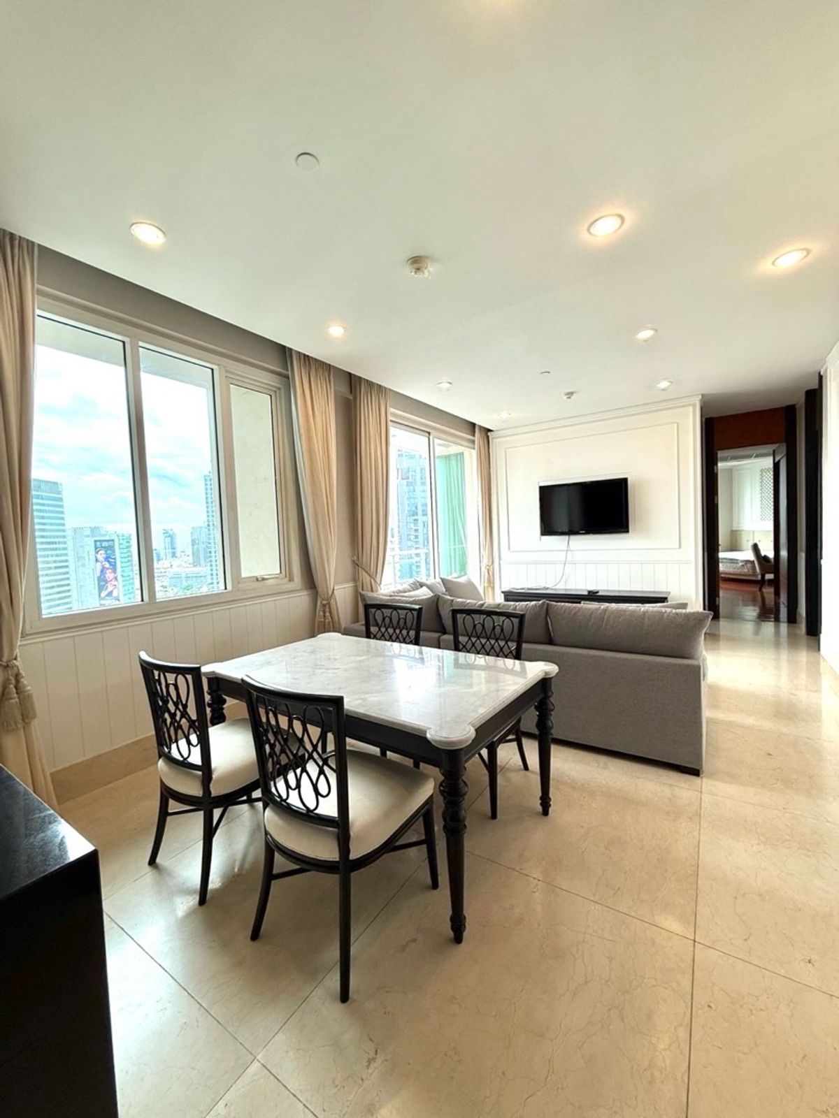 For RentCondoSathorn, Narathiwat : The Infinity Condominium 2 Bed for Rent!! 🌳🏡