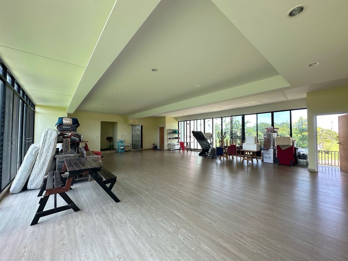 For SaleFactoryCha-am Phetchaburi : Ban Nok Nang Bank Business Ban Bang Tabun Bird Farming Center, Phetchaburi Province  Ready to keep the produce fully The purchase price is very good. Or transform by yourself  Answer the long -term investor. 🕊️