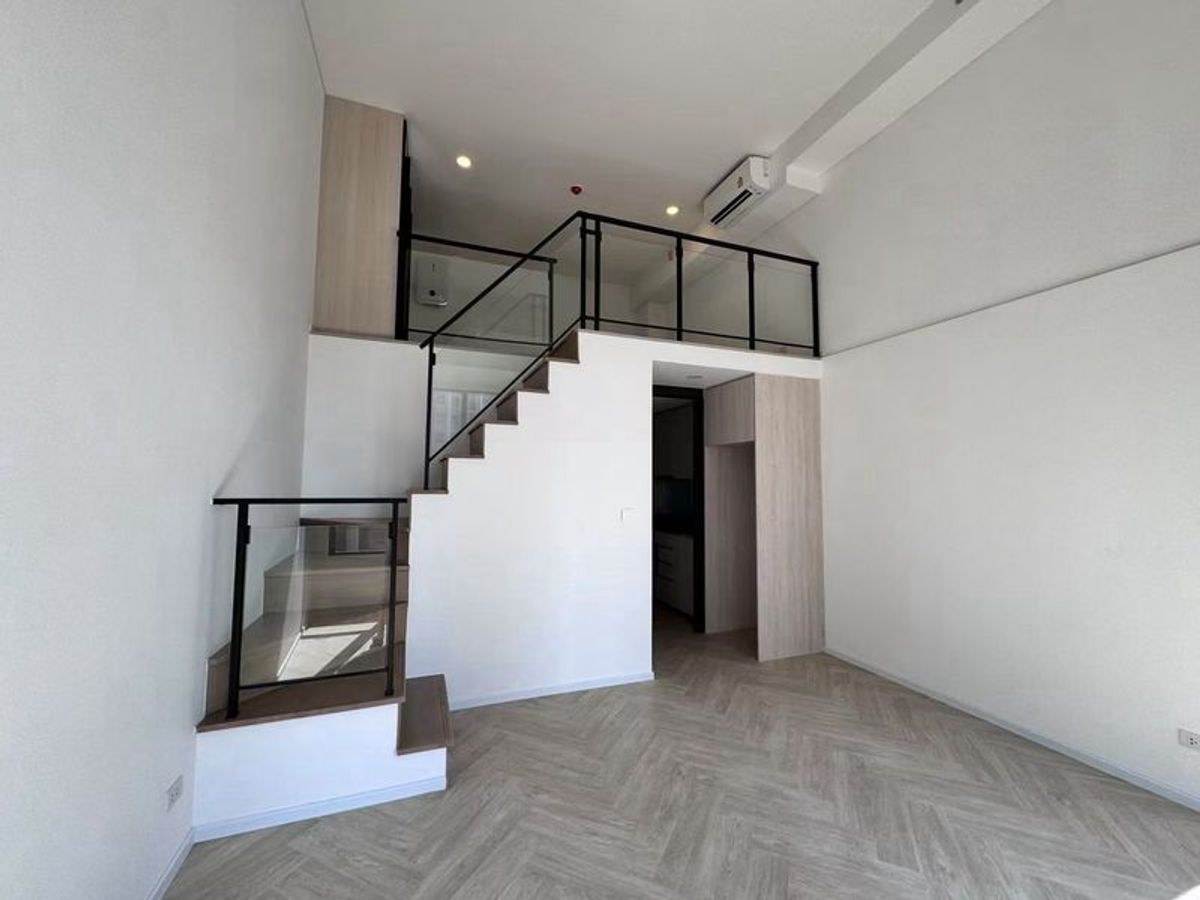 For SaleCondoRama9, Petchburi, RCA : Sell !! Siamese residence landmark @ MRTA station  