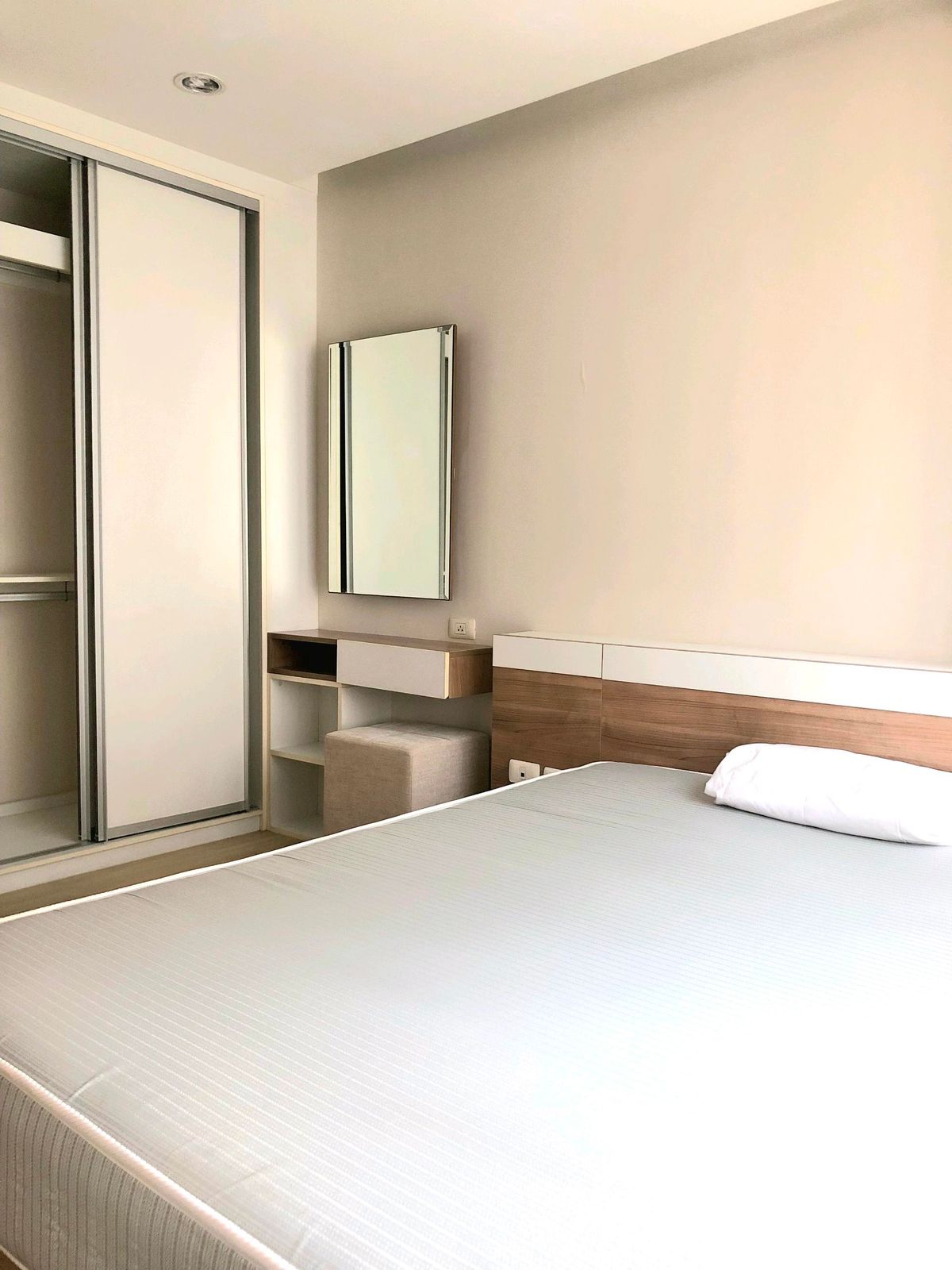 For RentCondoRatchadapisek, Huaikwang, Suttisan : For rent‼ ️ 12,000/month | 🔹 Emerald Residence Ratchada
