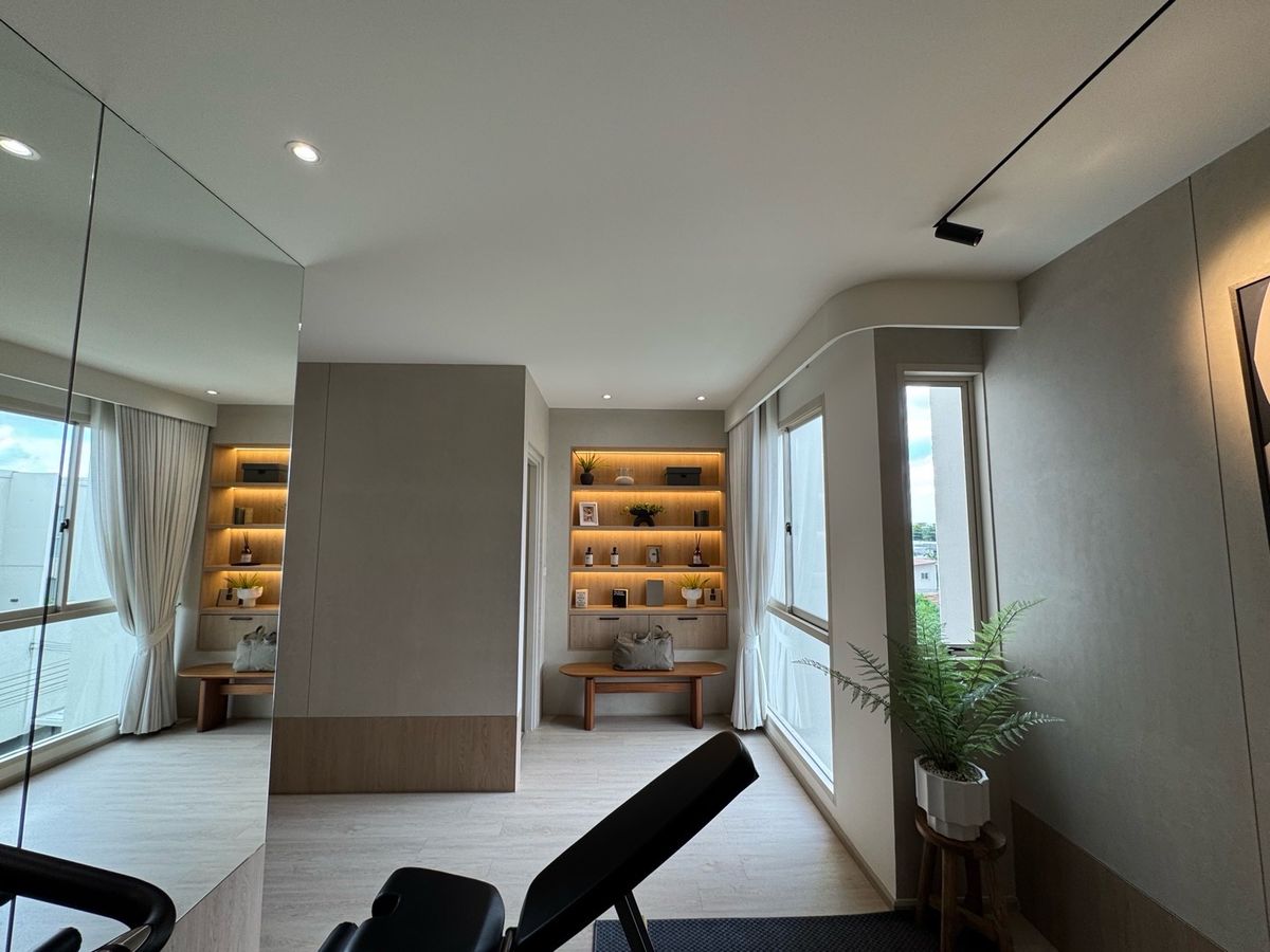 For SaleTownhomePattanakan, Srinakarin : ✨ Nue Verse Krungthep Kreetha — Luxury homes in a prime location in the new CBD, Rama 9, near the motorway and the Beverly Hills of Thailand.