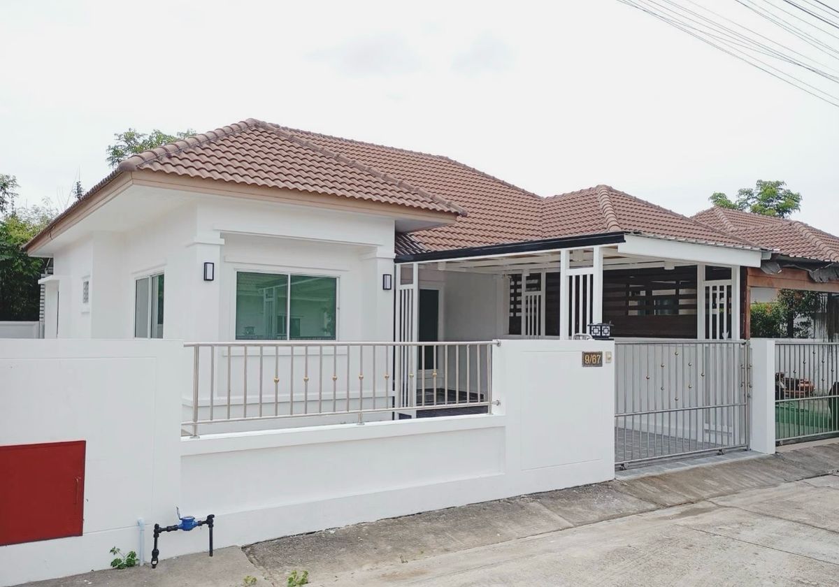 ขายพิษณุโลก : ขายบ้านแฝดรีโนเวทใหม่ ราคาดีมาก ต.หัวรอ ในเมืองพิษณุโลก ใกล้เซเว่น โลตัส บิ๊กซี ไทยแอร์โร 