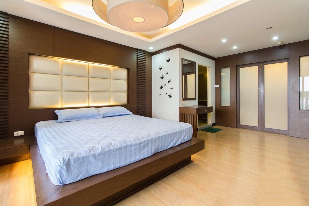 For RentCondoSilom, Saladaeng, Bangrak : M1350 For Rent State Tower Condominium
