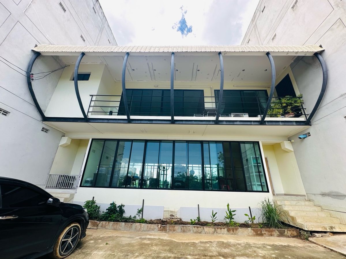 For SaleFactoryCha-am Phetchaburi : Ban Nok Nang Bank Business Ban Bang Tabun Bird Farming Center, Phetchaburi Province  Ready to keep the produce fully The purchase price is very good. Or transform by yourself  Answer the long -term investor. 🕊️