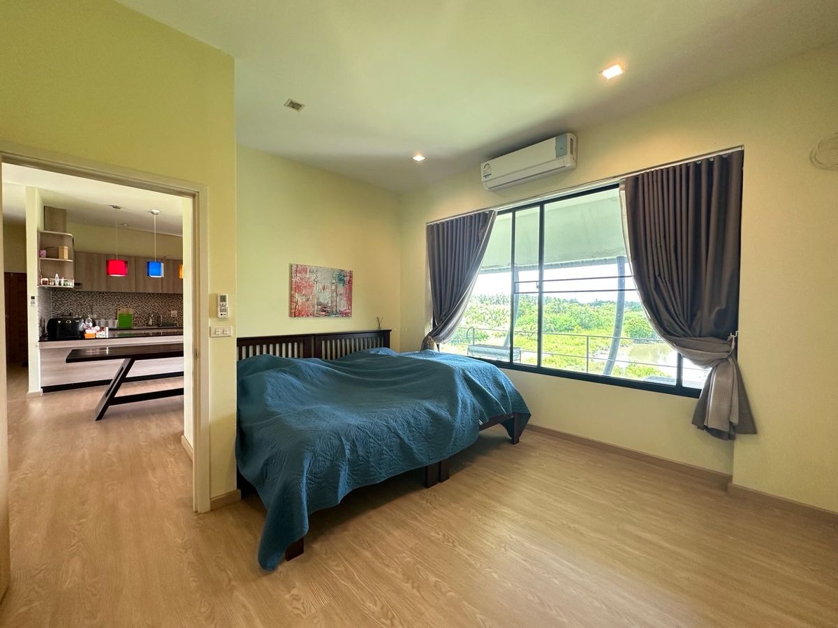 For SaleFactoryCha-am Phetchaburi : Ban Nok Nang Bank Business Ban Bang Tabun Bird Farming Center, Phetchaburi Province  Ready to keep the produce fully The purchase price is very good. Or transform by yourself  Answer the long -term investor. 🕊️