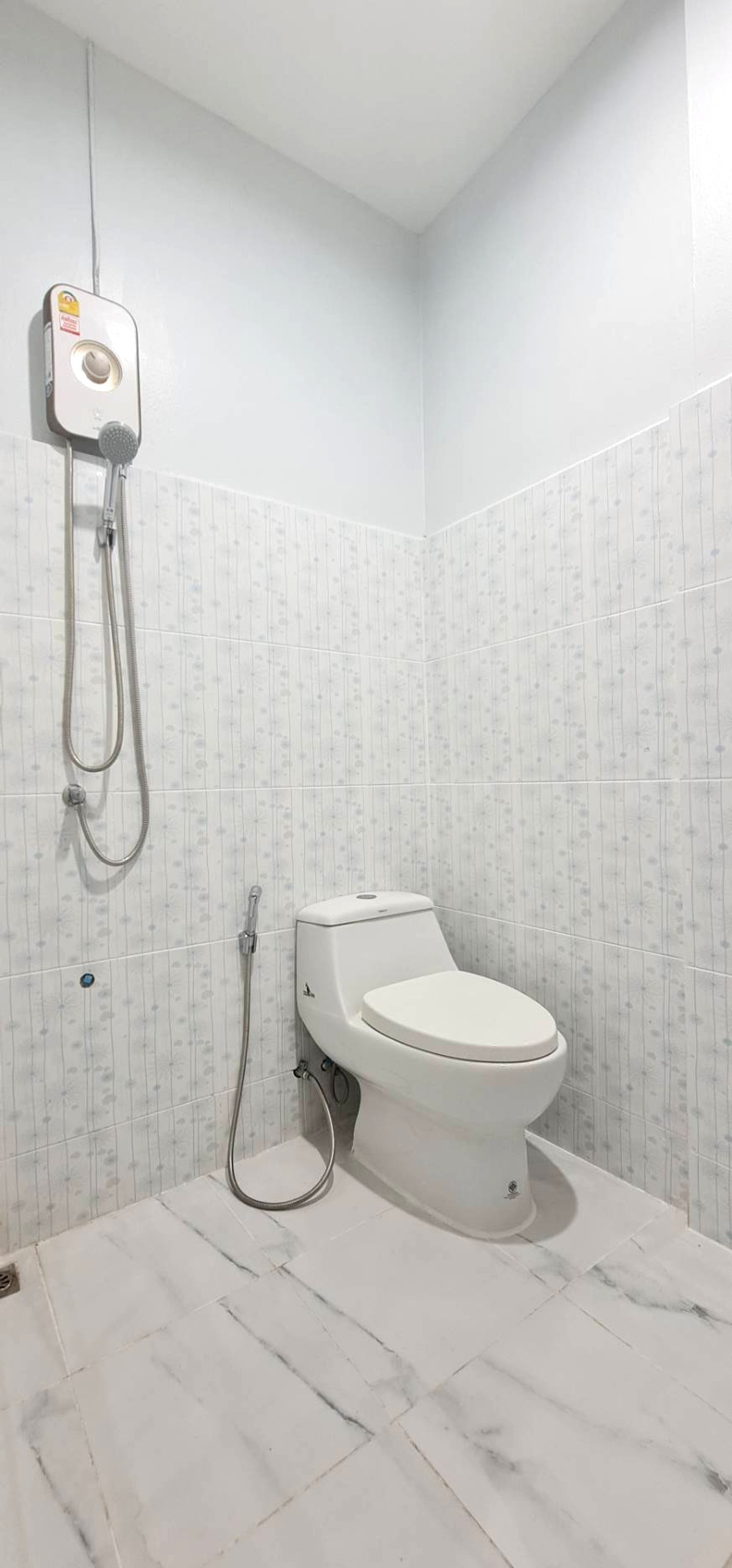 ขายทาวน์โฮมมีนบุรี-ร่มเกล้า : บ้านทาวน์เฮ้าส์ 2 ชั้น รีโนเวทใหม่สไตล์มินิมอล ทำเลรามคำแหง 106 ใกล้ MRTสัมมากร