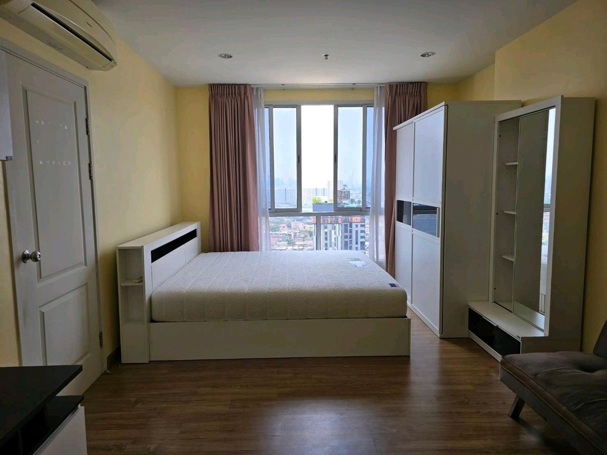 For RentCondoBang Sue, Wong Sawang, Tao Pun : The owner is happy to accept the agent. 😀 For rent The Tree Bangpo Station (The Tree Bang Post), 30th floor south, river view.