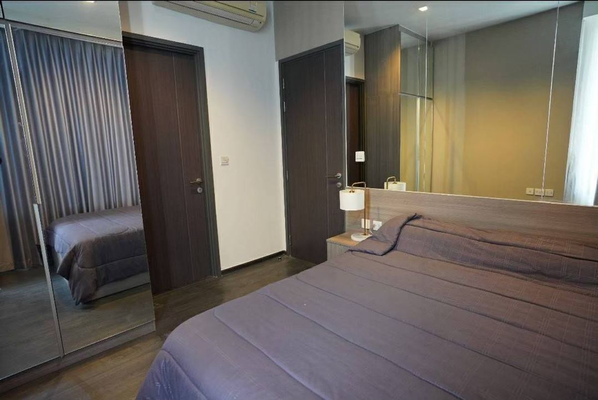 For RentCondoSukhumvit, Asoke, Thonglor : Edge Sukhumvit 23 Convenient transportation. Convenient transportation. Near the BTS Skytrain has a beautiful room shuttle, complete furniture ready !!