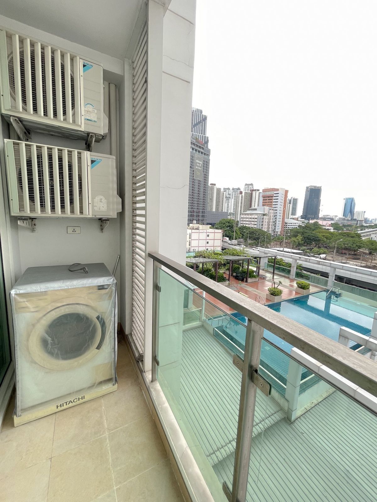 For RentCondoRama9, Petchburi, RCA : 💥ST-8715💥T.C. Green 👉Line : @wincondo