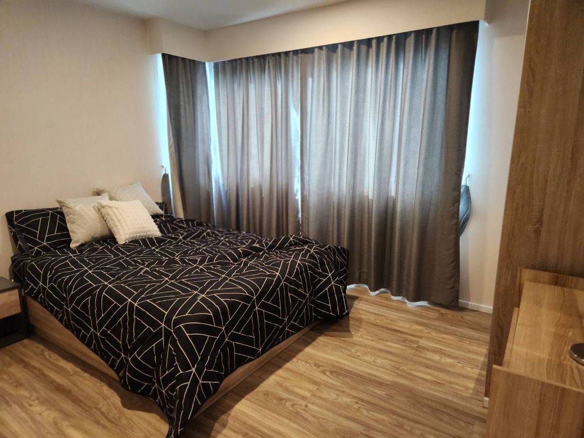 ให้เช่าคอนโดสาทร นราธิวาส : ให้เช่า Blossom Condo Sathorn Charoenrat ราคา 35,000 บาท [MKr250915]