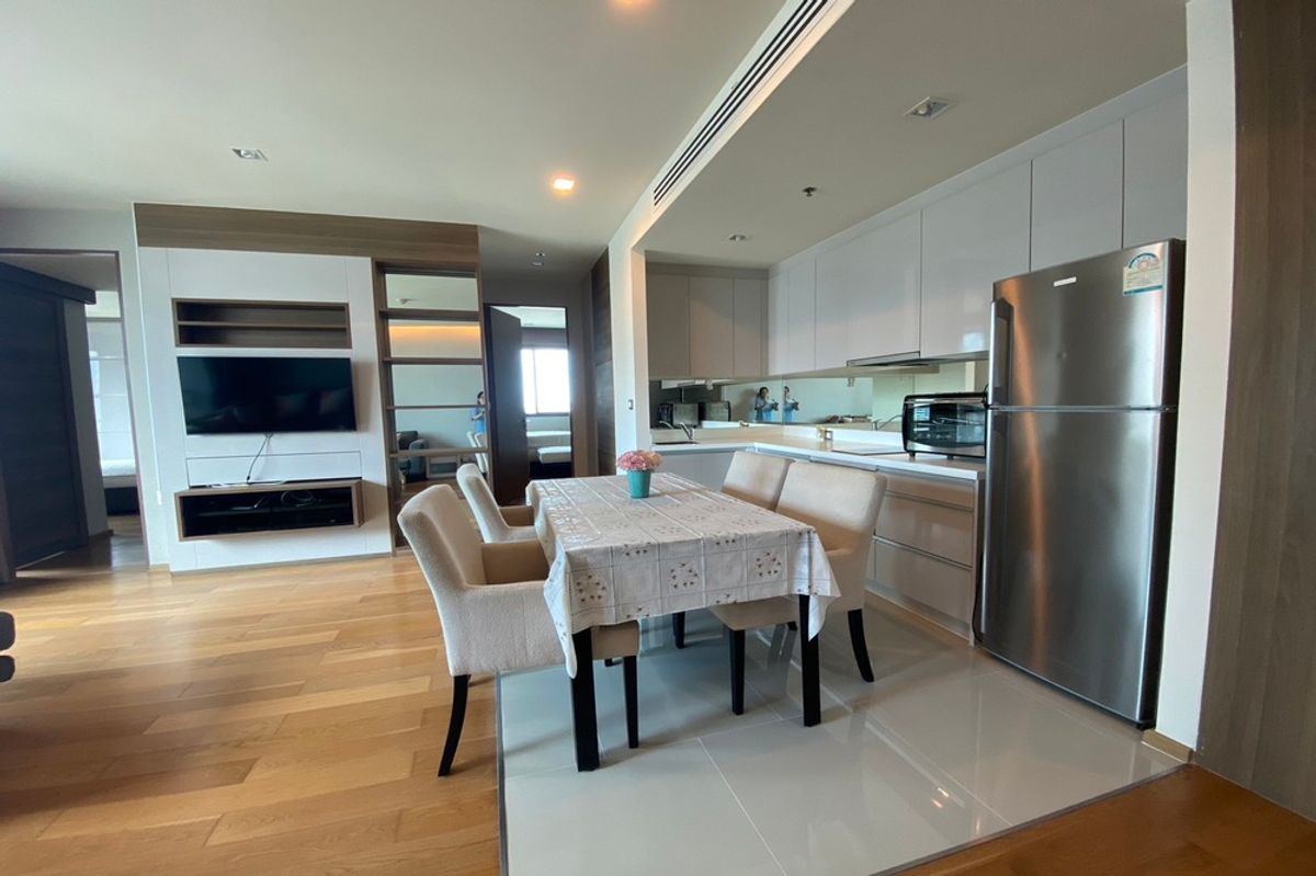 ขายคอนโดสาทร นราธิวาส : 🔥 ขายพร้อมผู้เช่า !! ห้องทิศตะวันออก, ชั้นสูง 11++, ห้องหายาก!! 🔥 Code C20221201405..........The Address Sathorn, 2 ห้องนอน, 2 ห้องน้ำ, แต่งครบ, ราคาพิเศษ!!📣📣