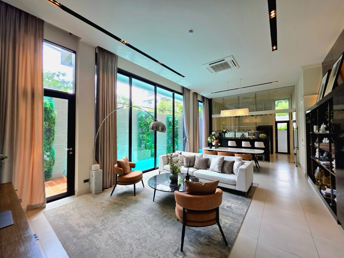For SaleHouseRamkhamhaeng, Hua Mak : 💎 Luxury house with 3.5 floors in the heart of Rama 9, size 515 SQ.M 4 Bed 5 Bath, only 39.9 MB. Contact 086-795-9997 (Jimmy).