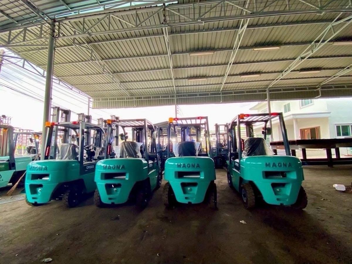 ให้เช่าโกดังสมุทรปราการ สำโรง : ให้เช่า และขาย โกดัง ออฟฟิศ พร้อมที่พักอาศัย บ้านที่ 99/999 บางพลี สมุทรปราการ ใกล้ สนามบินสุวรรณภูมิ นิคมอุตสาหกรรม บางนา-ตราด และทางด่วนชลบุรี รองรับทุกการเติบโตทางธุรกิจ บนทำเลแห่งอนาคต 