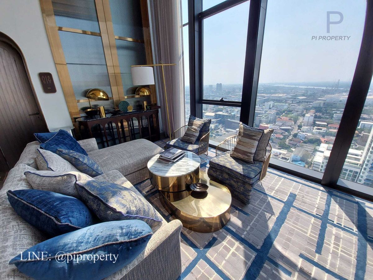For SaleCondoOnnut, Udomsuk : Discover a fantastic opportunity to own a profitable asset in one of Bangkok's most dynamic neighborhoods. This stylish condo unit at QUINN Sukhumvit 101 offers not just a great home, but a smart investment with a proven rental income.