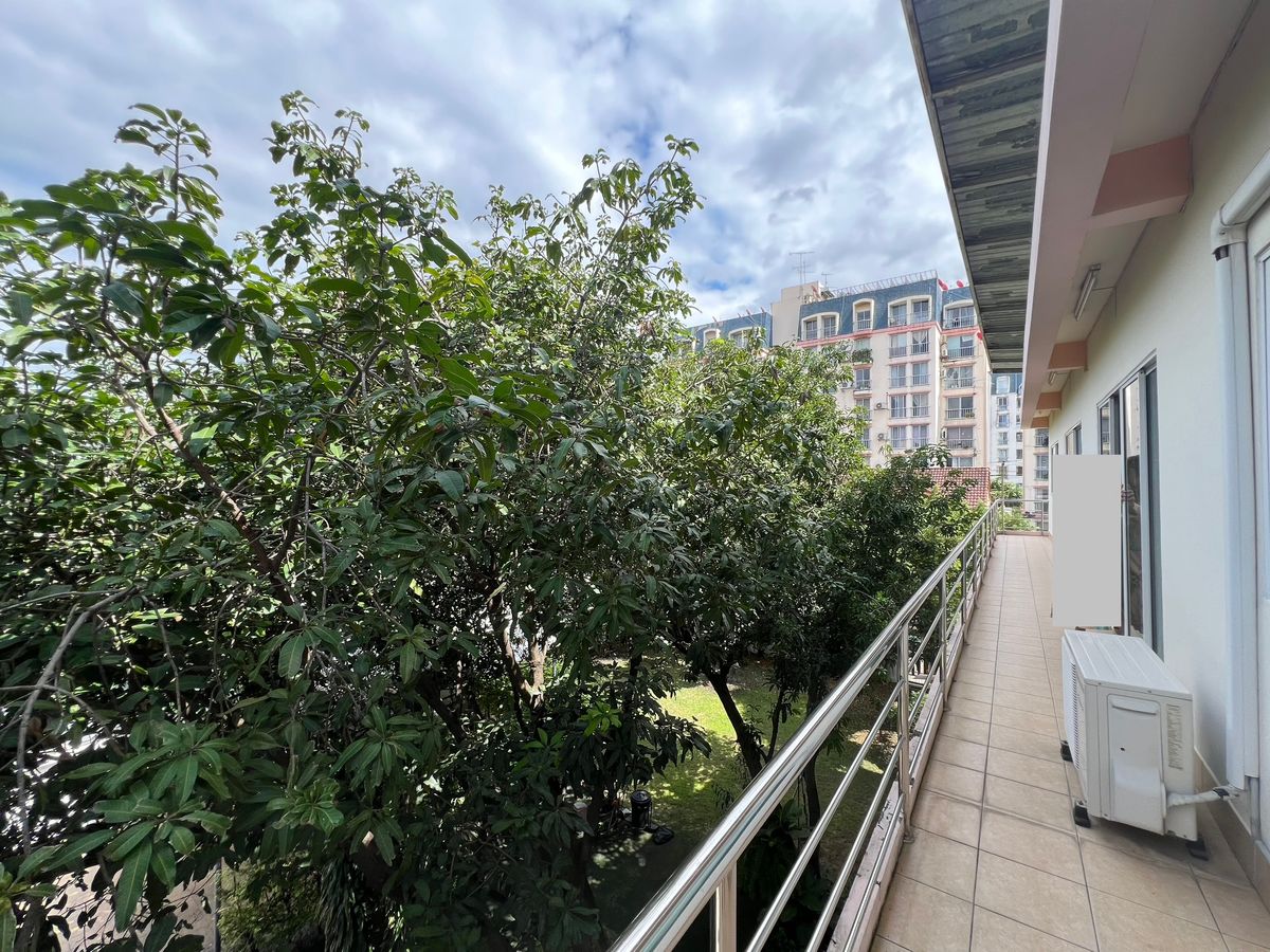 ขายบ้านเกษตร นวมินทร์ ลาดปลาเค้า : ขายบ้านเดี่ยว 3 ชั้น ทำเลทองสุคนธสวัสดิ์ พร้อมพื้นที่สวนขนาดใหญ่ เหมาะสำหรับครอบครัวใหญ่ ใกล้โรงเรียนสตรีวิทยา 2 และสิ่งอำนวยความสะดวกครบครัน