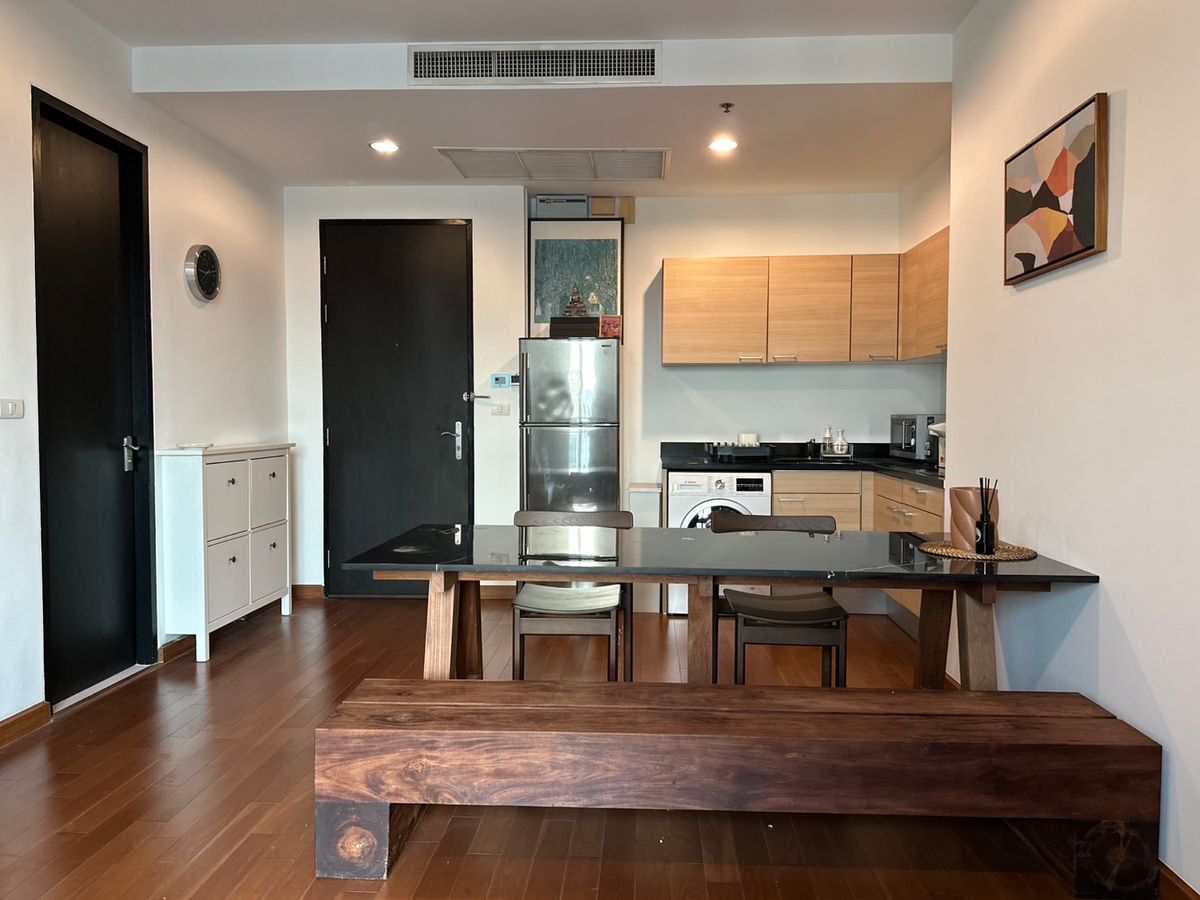 For RentCondoWitthayu, Chidlom, Langsuan, Ploenchit : For Rent Condo The Address Chidlom  fully furnished (S03-2129)