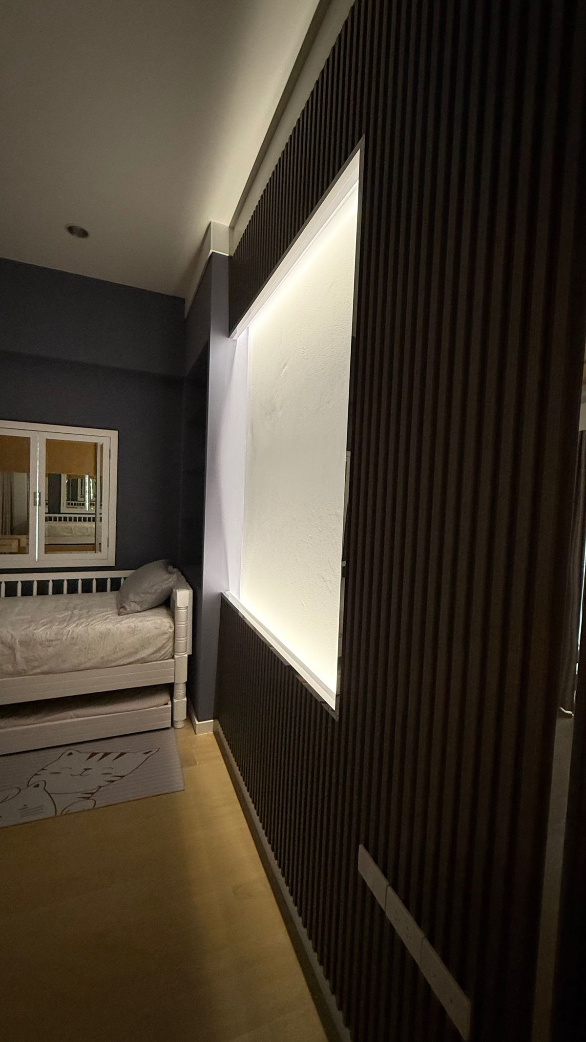 ขายคอนโดสีลม ศาลาแดง บางรัก : ขายคอนโด ติดโรงเรียนเซนโยเซฟ ติด BTS ศาลาแดง