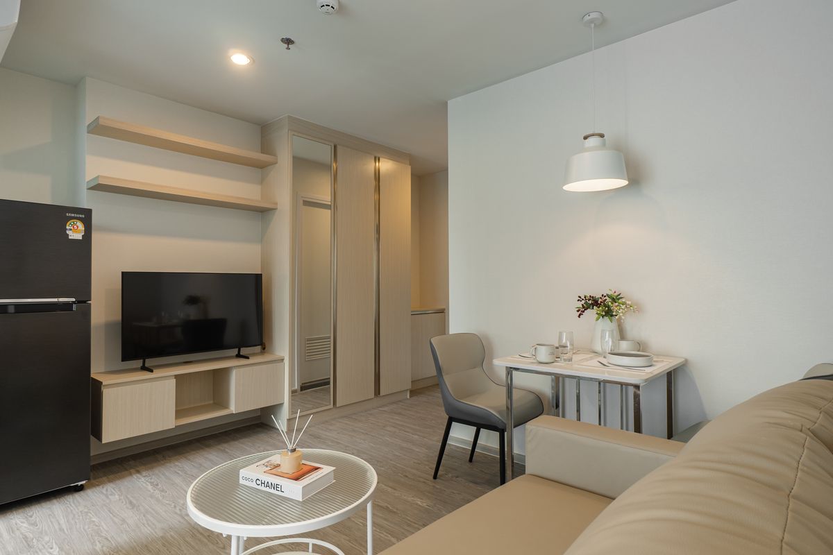 ให้เช่าคอนโดบางนา แบริ่ง ลาซาล : 💥ST-7586💥ว่าง ให้ เช่า  รีเจ้นท์ โฮม บางนา 👉แอดไลน์ @wincondo 