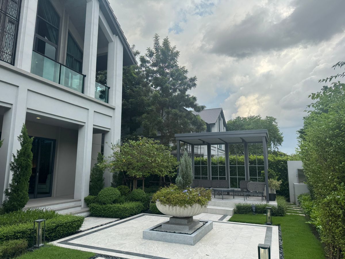 ขายบ้านพระราม 5 ราชพฤกษ์ บางกรวย : Bangkok Boulevard Signature Rama 5 บ้านตัวอย่าง ตบแต่งพร้อมเข้าอยู่ มีเครื่องปรับอากาศทุกห้อง