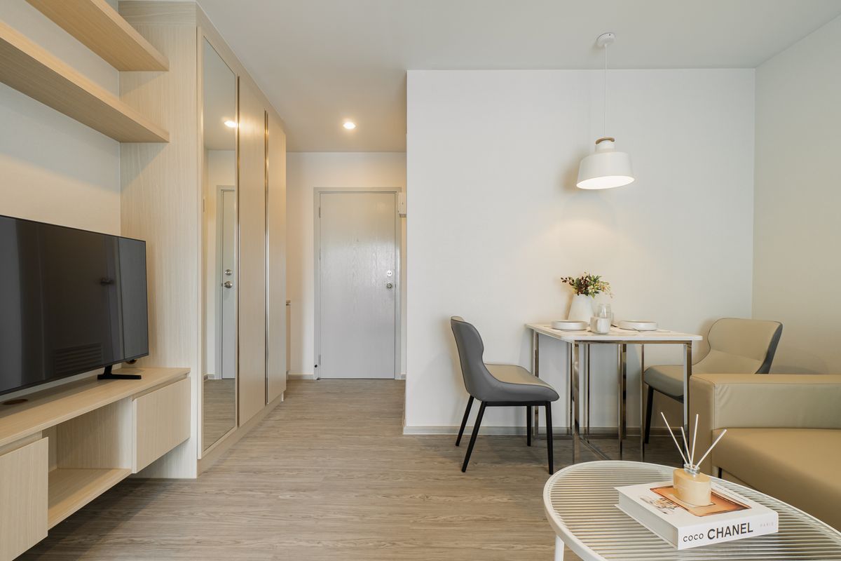 ให้เช่าคอนโดบางนา แบริ่ง ลาซาล : 💥ST-7586💥ว่าง ให้ เช่า  รีเจ้นท์ โฮม บางนา 👉แอดไลน์ @wincondo 