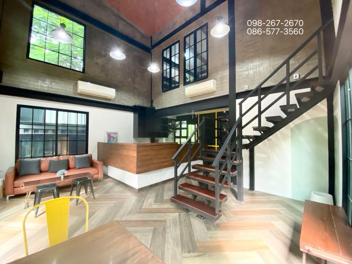For RentRetail SpaceRama5, Ratchapruek, Bangkruai : Office for rent/office/restaurant area 210 sqm. Location Bang Rak Noi Near Ratchapruek Road The parking lot can be registered.