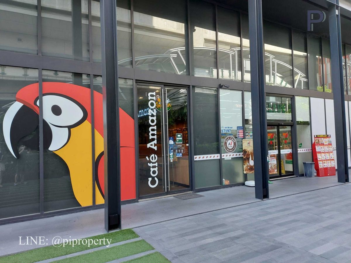 For SaleCondoOnnut, Udomsuk : Discover a fantastic opportunity to own a profitable asset in one of Bangkok's most dynamic neighborhoods. This stylish condo unit at QUINN Sukhumvit 101 offers not just a great home, but a smart investment with a proven rental income.