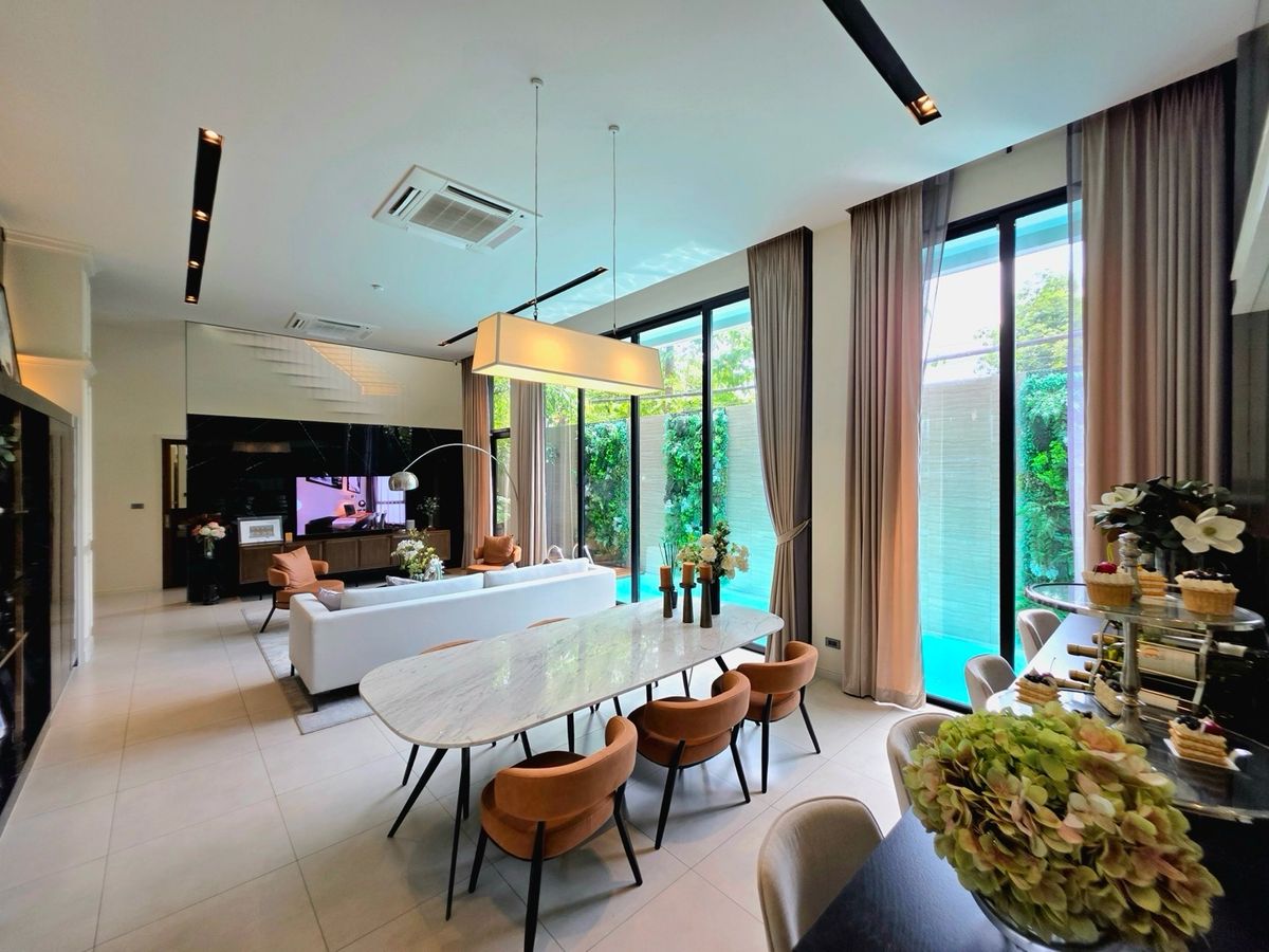 For SaleHouseRamkhamhaeng, Hua Mak : ⭐️⭐️ is elegant in the heart of Rama 9, Ban Rama 9, size 515 SQ.M 4 Bed 5 Bath, only 39.9 MB‼ ️