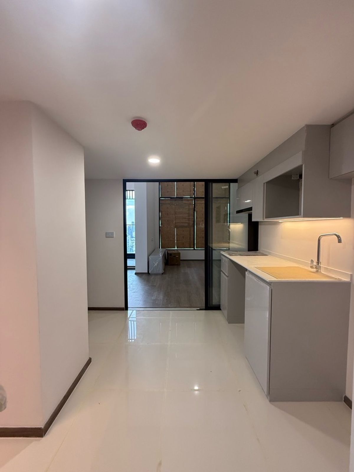 For SaleCondoOnnut, Udomsuk : ❗️ Sell Penthouse price. The last room has only 3 rooms. The entire building ❗️Knightsbridge Space Sukhumvit Rama4