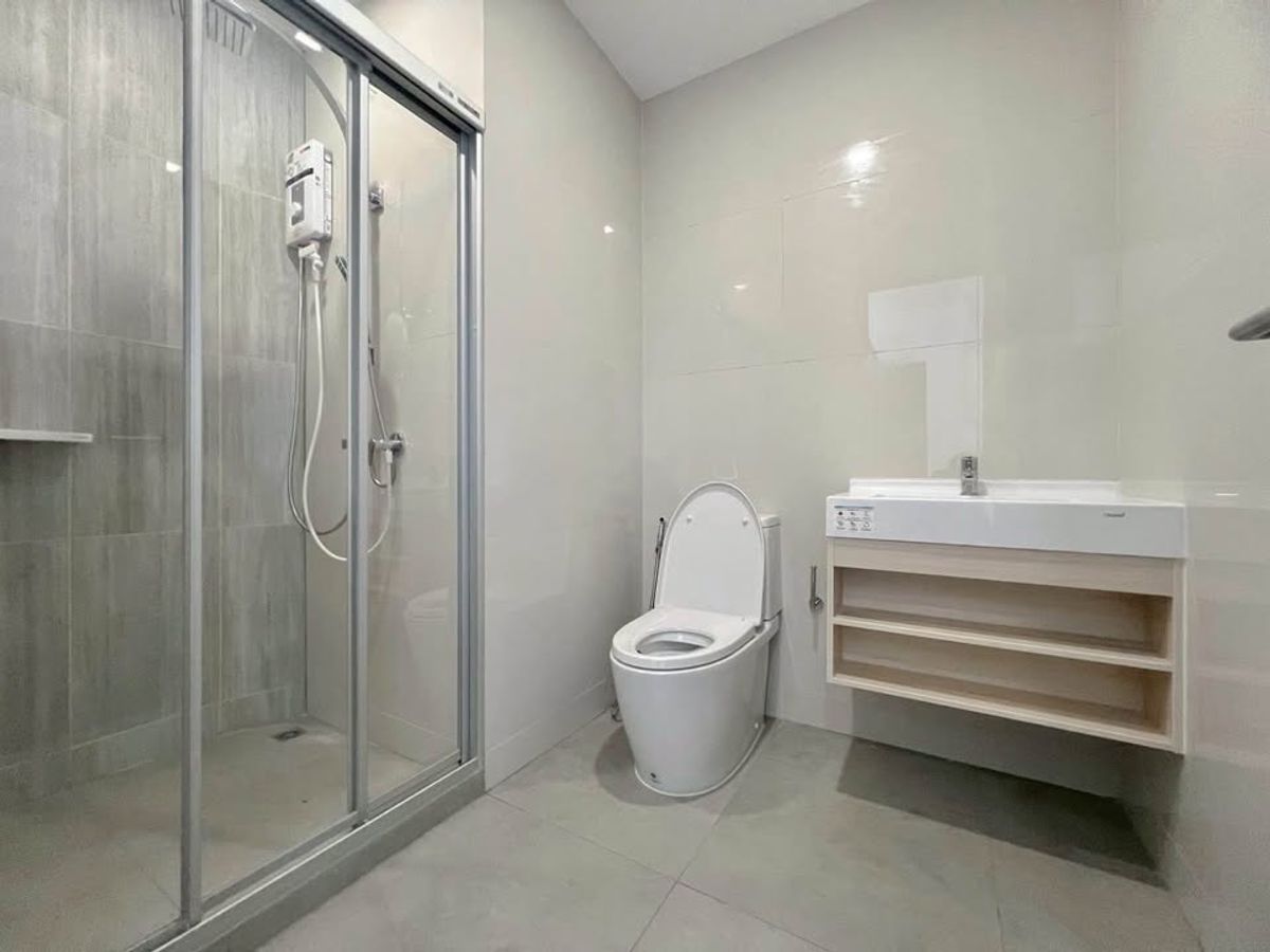 ให้เช่าคอนโดพัฒนาการ ศรีนครินทร์ : 💥ST-7886💥ว่าง ให้ เช่า เดอะริช พระราม 9 - ศรีนครินทร์  👉แอดไลน์ @wincondo 