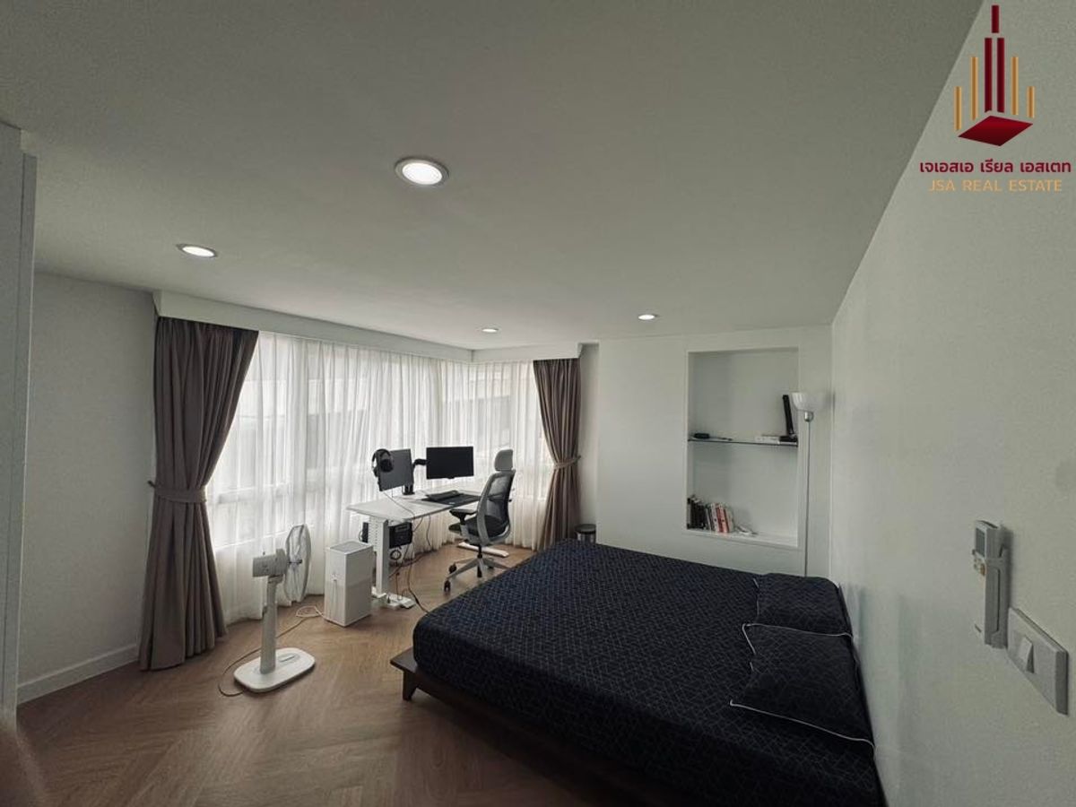 ขายคอนโดสาทร นราธิวาส : ✨ For Sale: Baan Siri Sathorn Suanplu Condo ✨  💰 Only 9,500,000 THB