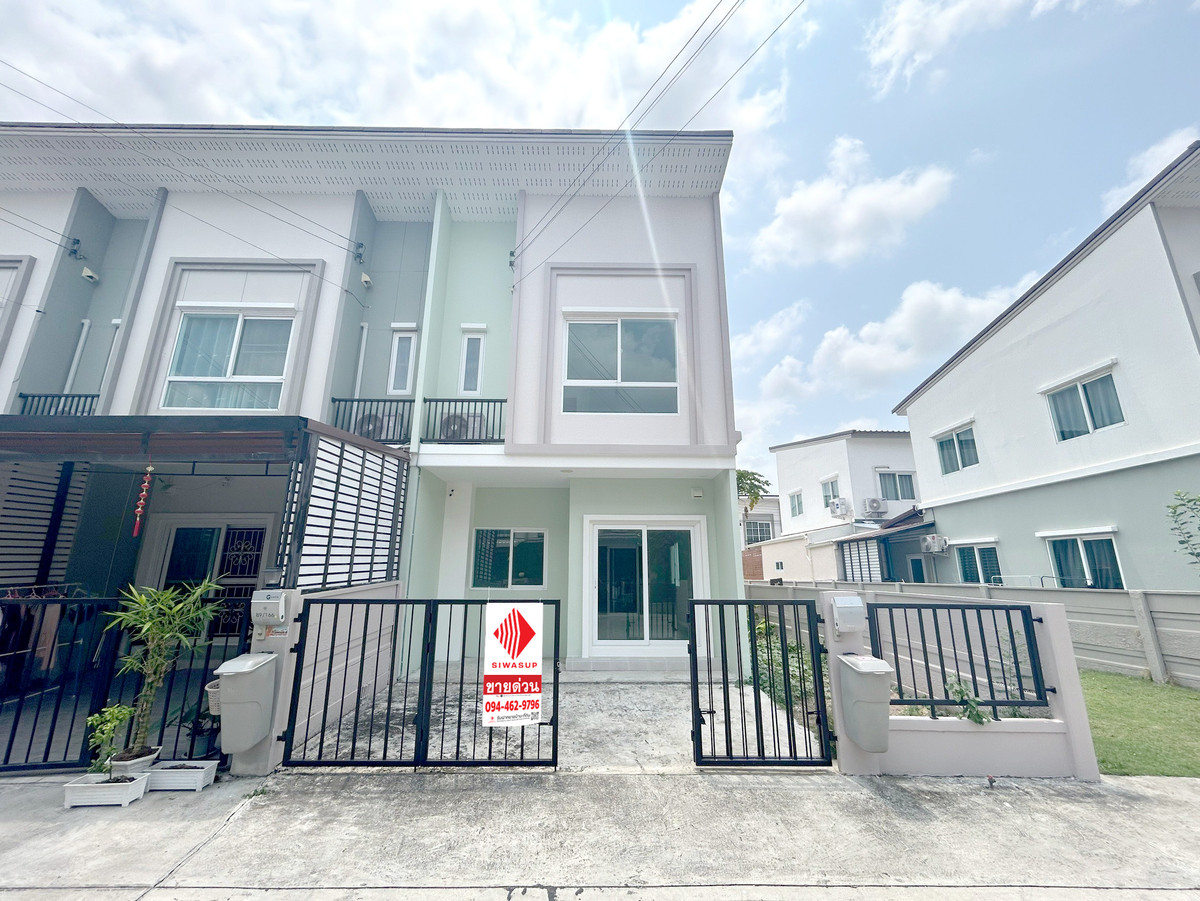 ขายทาวน์โฮมบางแค เพชรเกษม : ทาวน์เฮาส์ กัสโต้ เพชรเกษม 69 หลังมุม ติดสวนหย่อม มีเนื้อที่ข้างบ้าน 