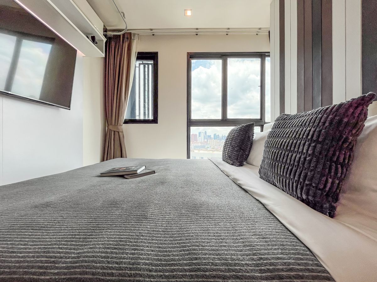 ให้เช่าคอนโดรัชดา ห้วยขวาง : 🔥ให้เช่าด่วน🔥ควินน์ รัชดา 17 ห้องกว้าง 2ห้องนอน ตกแต่งหรู เฟอร์นิเจอร์ครบพร้อมเข้าอยู่ 