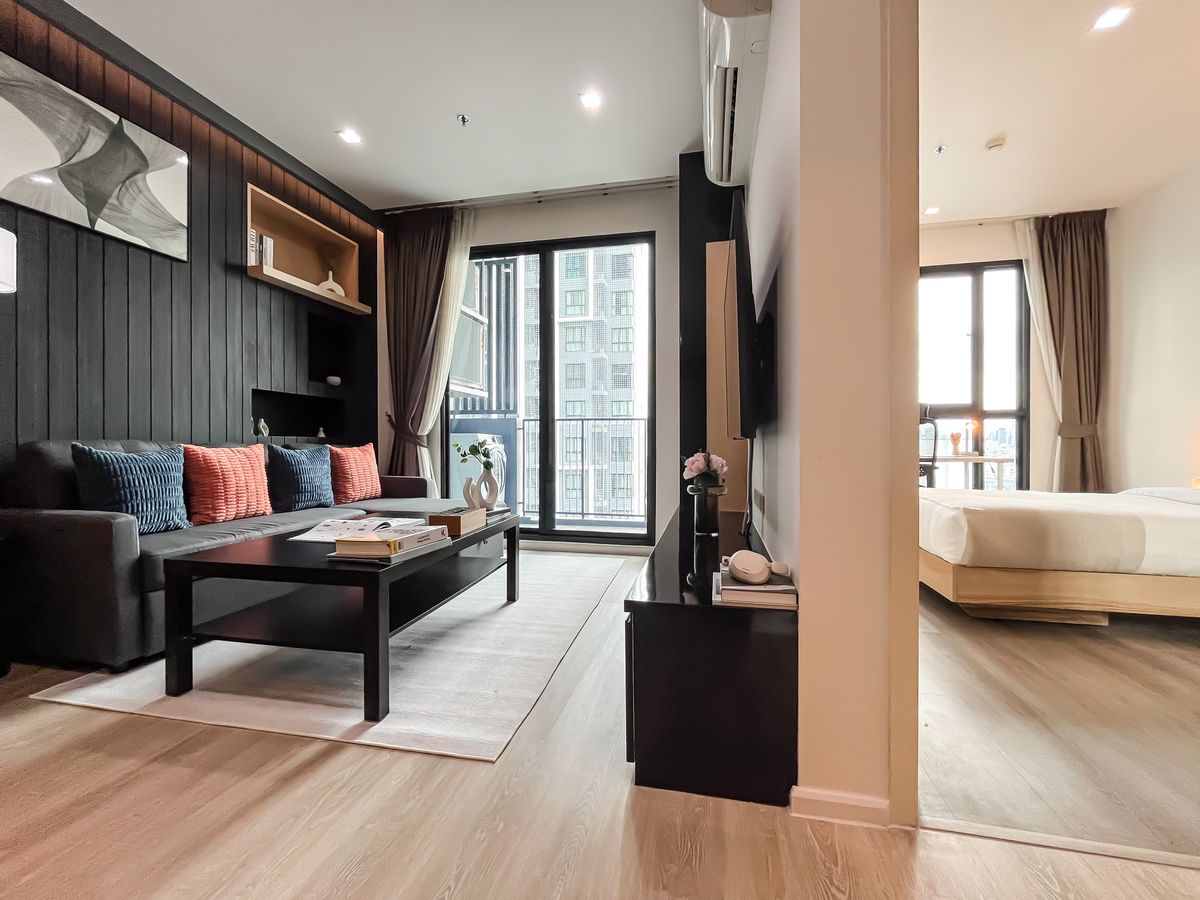 ให้เช่าคอนโดรัชดา ห้วยขวาง : 🔥ให้เช่าด่วน🔥ควินน์ รัชดา 17 ห้องกว้าง 2ห้องนอน ตกแต่งหรู เฟอร์นิเจอร์ครบพร้อมเข้าอยู่ 