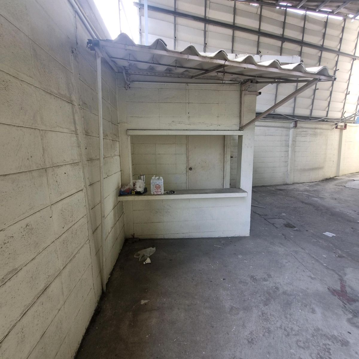 For SaleFactoryRathburana, Suksawat : Old factory for sale in the area of ​​1 rai than Suksawat 30, urgent 40 million.