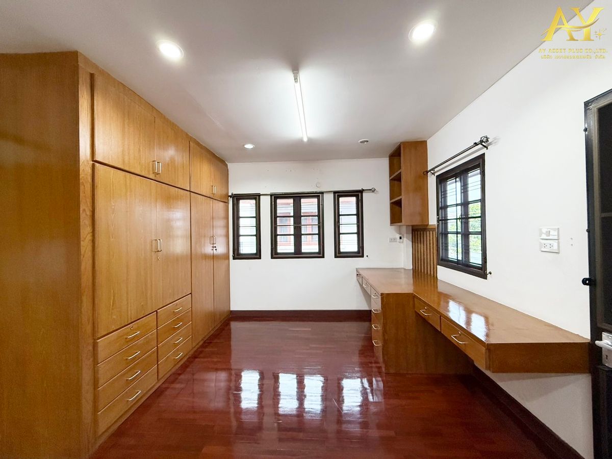 ขายบ้านมีนบุรี-ร่มเกล้า : 🏡✨ บ้านเดี่ยว หมู่บ้านสัมมากร รามคำแหง 112  ใกล้รถไฟฟ้าสถานีสัมมากร และแหล่งชุมชนครบวงจร ในราคาเพียง 6.2 M ‼️ 🏡 รายละเอียดทรัพย์ 