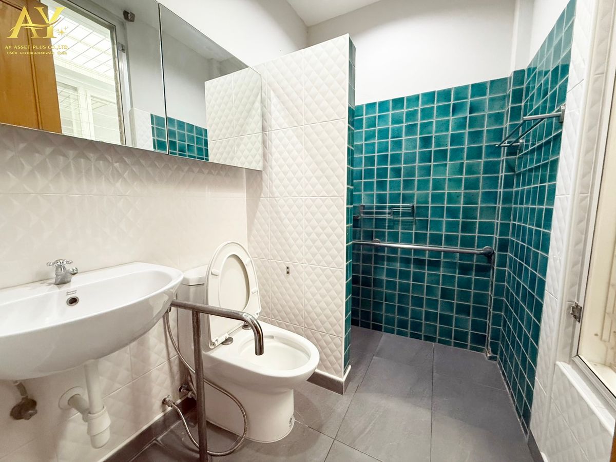 ขายบ้านมีนบุรี-ร่มเกล้า : 🏡✨ บ้านเดี่ยว หมู่บ้านสัมมากร รามคำแหง 112  ใกล้รถไฟฟ้าสถานีสัมมากร และแหล่งชุมชนครบวงจร ในราคาเพียง 6.2 M ‼️ 🏡 รายละเอียดทรัพย์ 